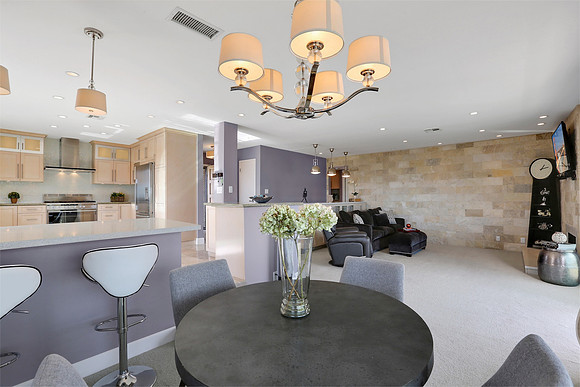 Living3