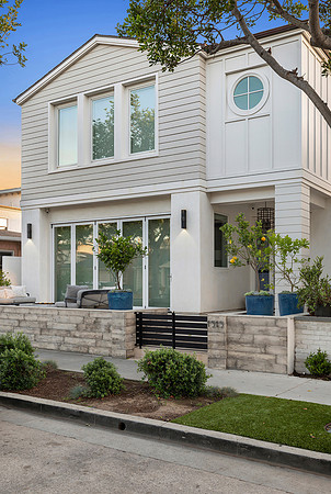 Exterior3Web