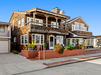107 Sixth St