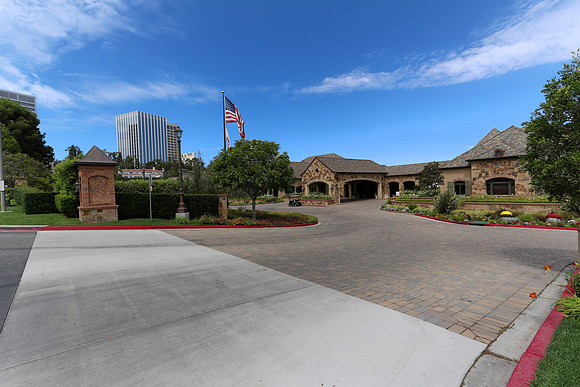 Clubhouse6