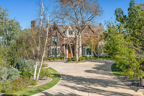 Exterior5HiRes