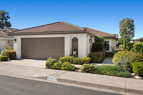 Exterior3Web