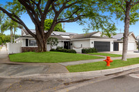 2729 Dorothy Place