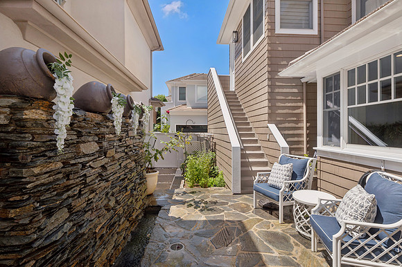 Exterior6HiRes