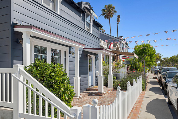 214Pearl_1Web