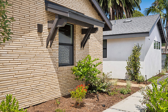 Exterior5Web