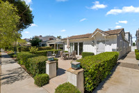 513 Larkspur