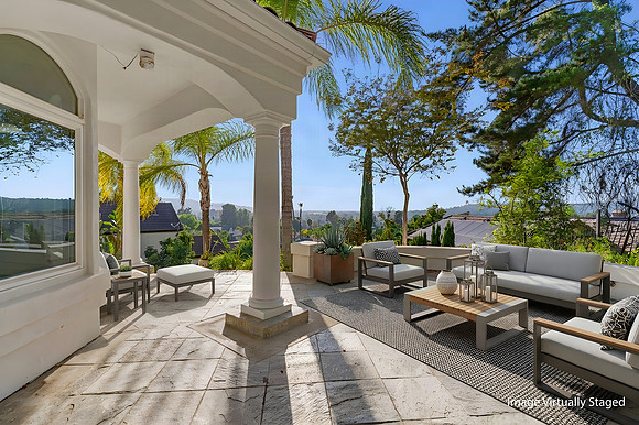 17_Staged_Web_Dis