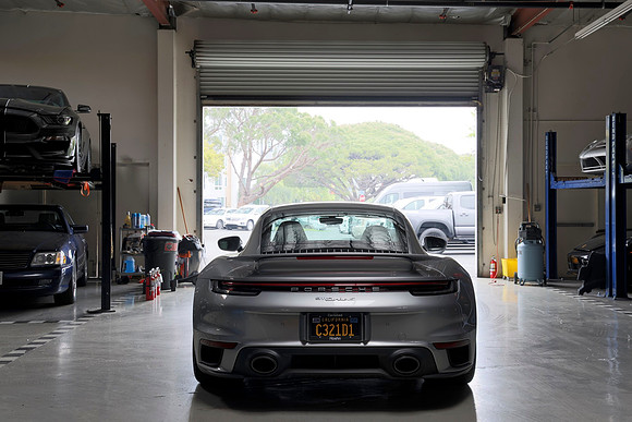 Silver_911TurboS-Web 8