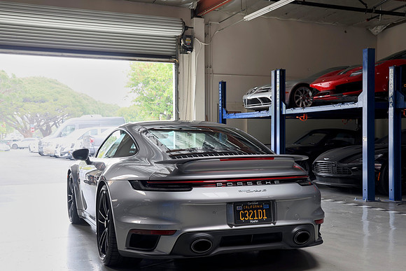 Silver_911TurboS-Web 9