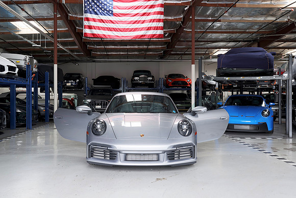 Silver_911TurboS-Web 13