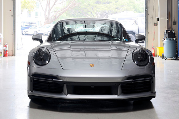 Silver_911TurboS-Web 33