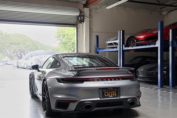 Silver_911TurboS-HiRes 9