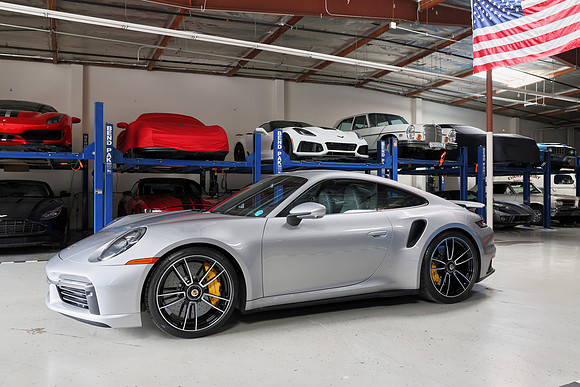 Silver_911TurboS-HiRes 1