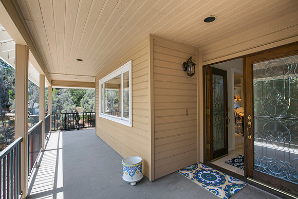 Exterior3web