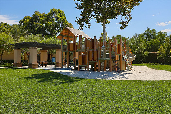 Stonegate_Park1