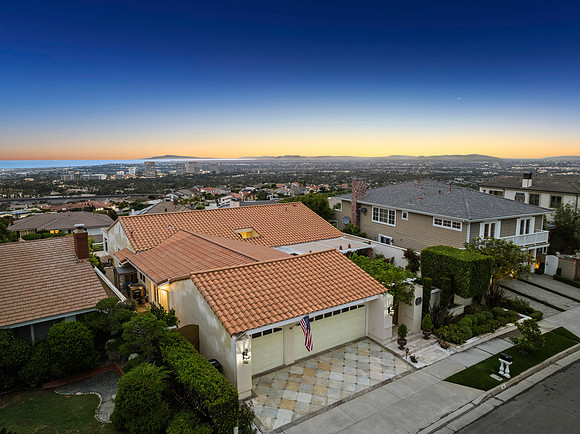 Aerial10Web