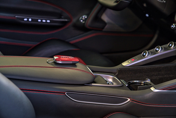 Ferrari_1 32