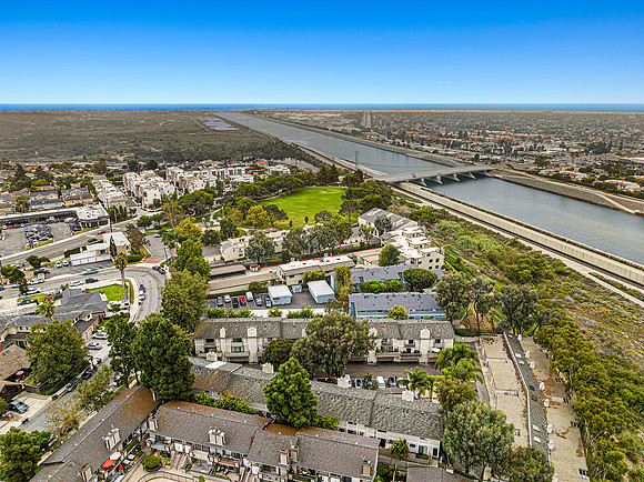 Aerial1Web_R2