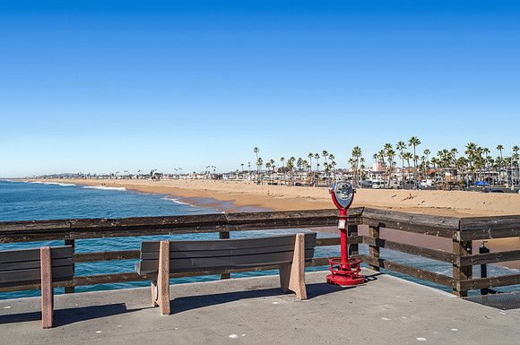 Newport40Web