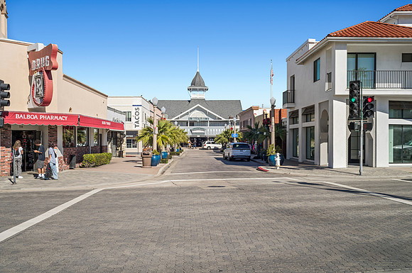 Newport37Web
