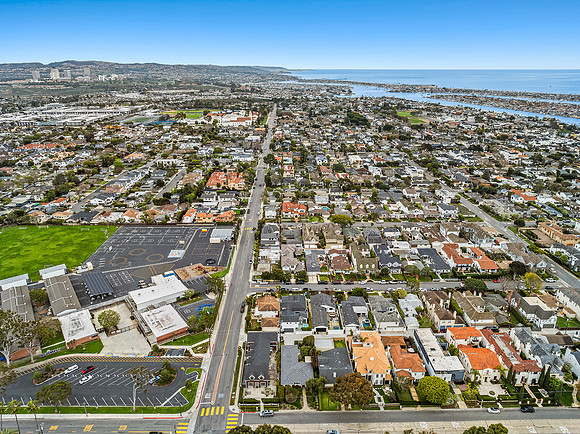 Aerial10Web
