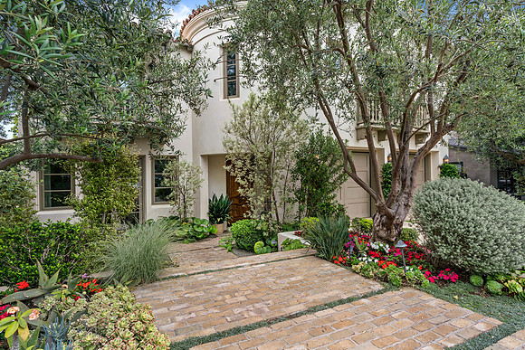 Exterior6HiRes
