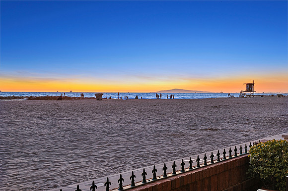 Dusk10Web_R1