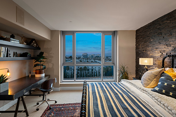 Dusk25Web