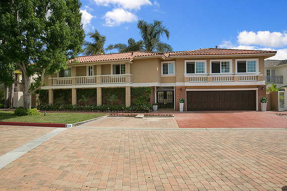 Exterior4Web