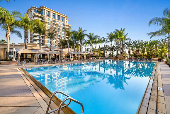 The Plaza Common10Web